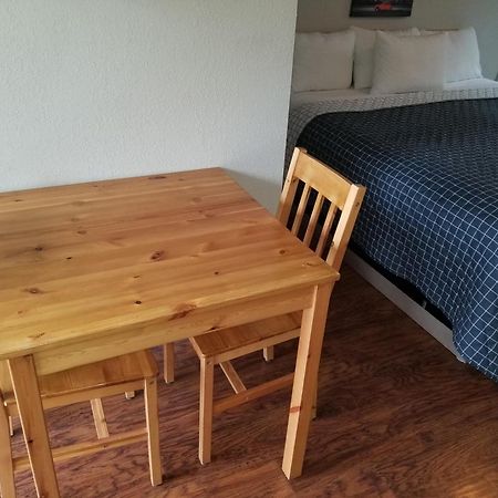 Osoyoos Lakeview Inn & Suites Extérieur photo