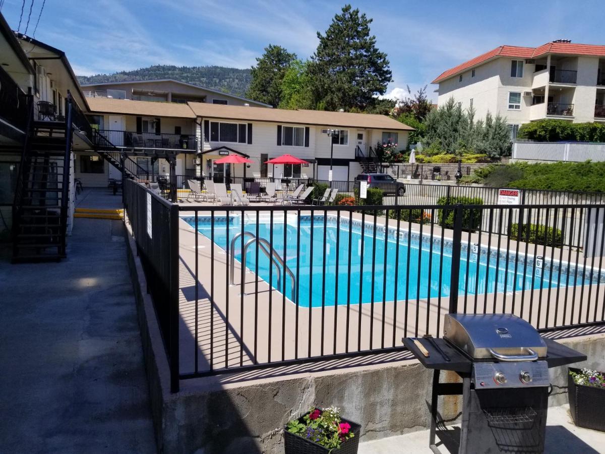 Osoyoos Lakeview Inn & Suites Extérieur photo