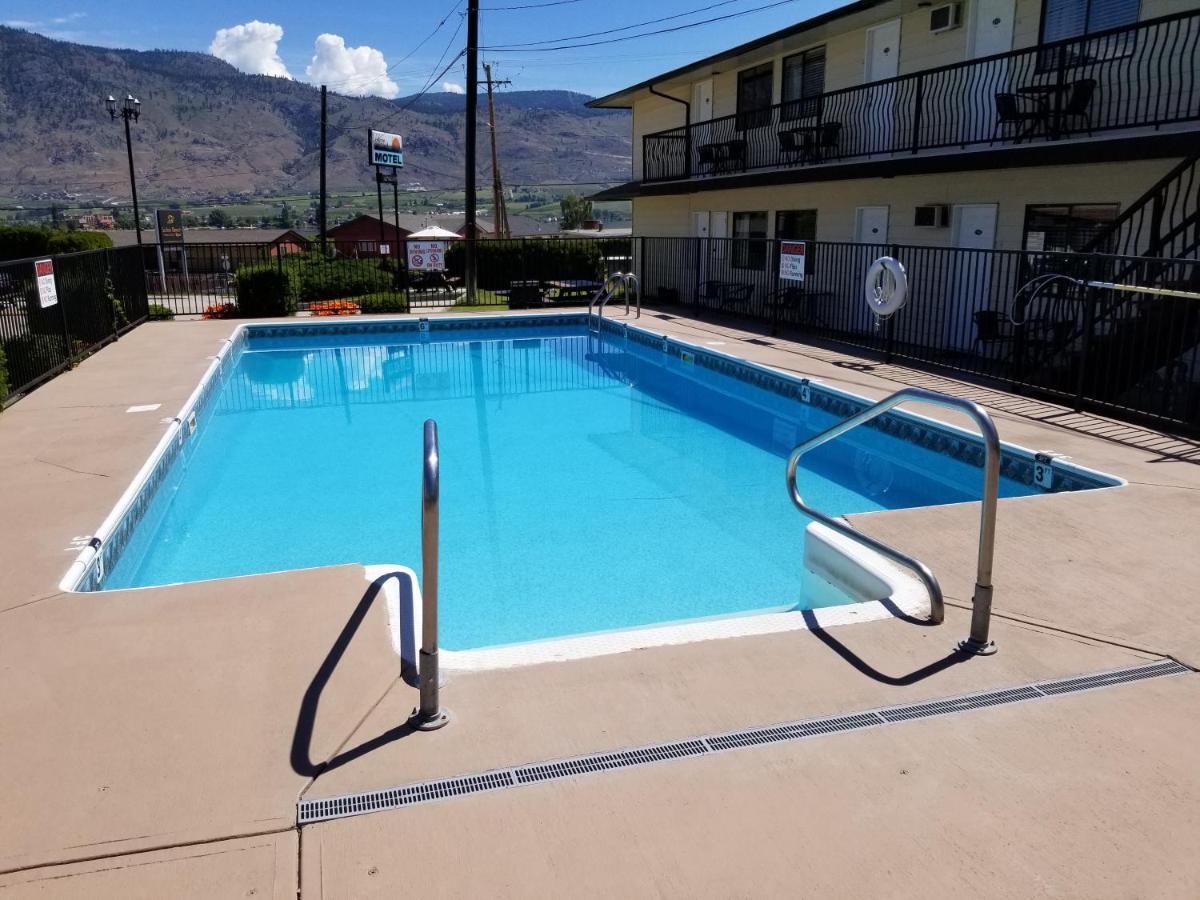 Osoyoos Lakeview Inn & Suites Extérieur photo