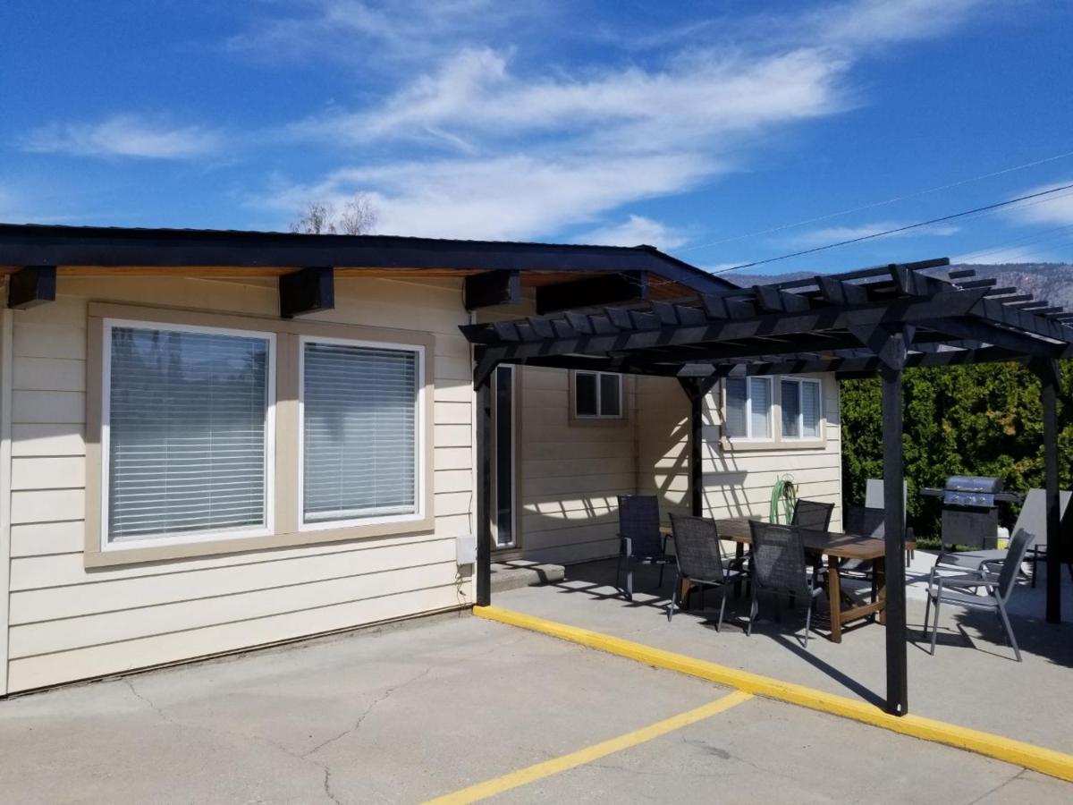 Osoyoos Lakeview Inn & Suites Extérieur photo
