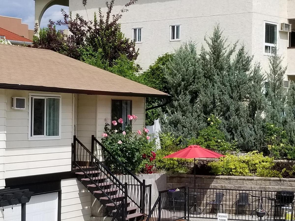 Osoyoos Lakeview Inn & Suites Extérieur photo
